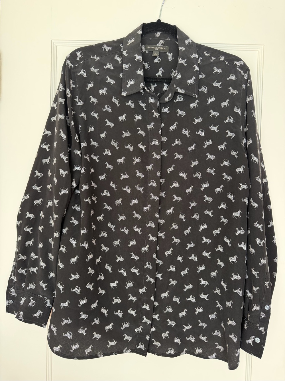 Banana Republic 100% Silk Zebra Print Button-Up Shirt Size L